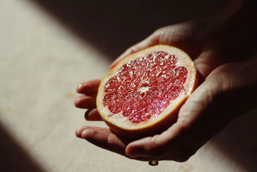 这份手爱实操技巧请查收，一根手指让她纵享丝滑