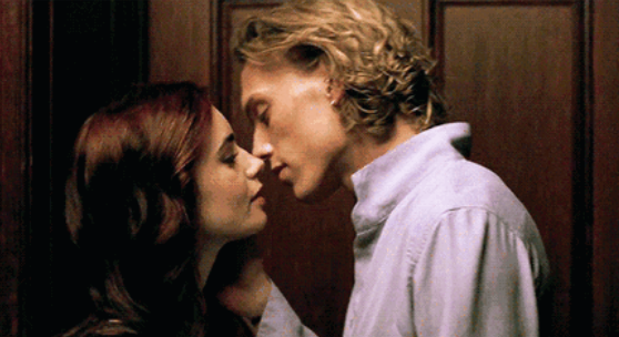 舌吻的快乐，从入门到精通全攻略！